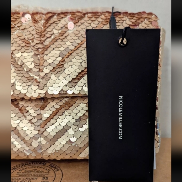 NWT Nicole Miller Gold Sequin Chain Strap Crossbody Small Bag - Picture 4 of 9